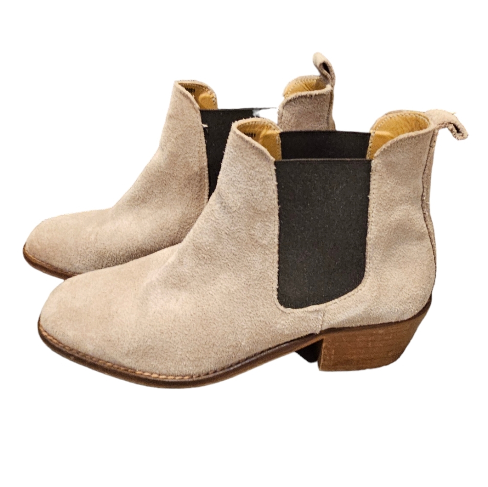 Steve‎ Madden Chaselyn Suede Leather Ankle Boots. Size 8